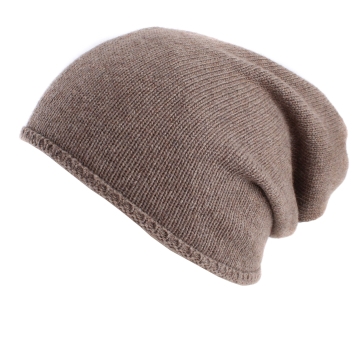 Knitted hat with wool and cashmere content Pulcra Cap, Light brown