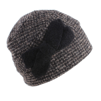 Дамска зимна шапка HatYou CP3083, Бежов