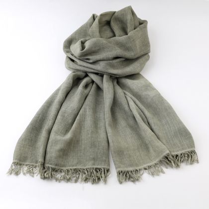 Large scarf made of viscose and polyamide Pulcra, 90x190 cm | Olive green mélange