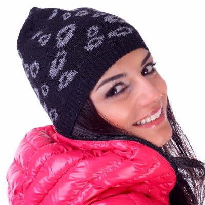 Ladies knitted hat Pulcra Ogi S