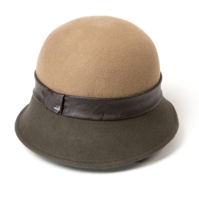 Дамска филцова шапка HatYou CF0269BR