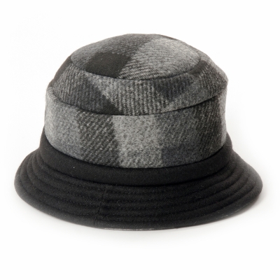 Дамска зимна шапка HatYou CP3073