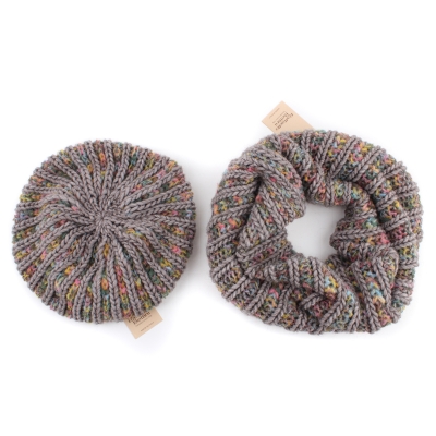 Set of knitted round scarf and hat Raffaello Bettini RB SC 015/3482 & 015/3798q beige