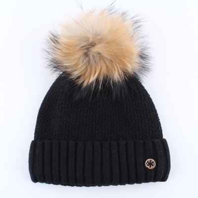 Women's knitted hat Granadilla JG5358, Black