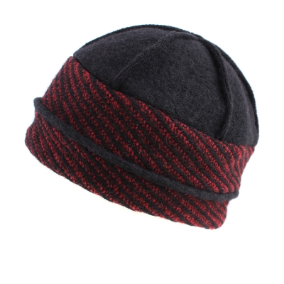 Дамска зимна шапка HatYou CP3550, Черен/Червен