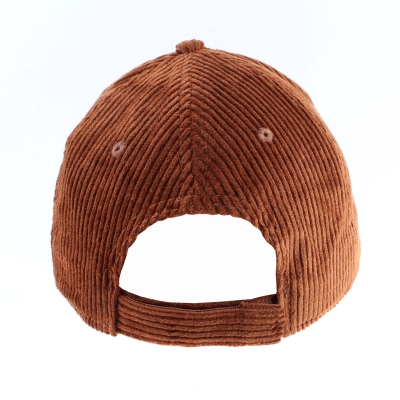 Мъжка бейзболна шапка от памучно кадифе HatYou CP2995, Карамел