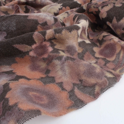 Wool scarf Pulcra Fiori N, 34x202  cm, Brown