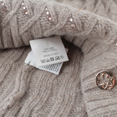 Pălăria tricotată pentru femei Granadilla JG5332