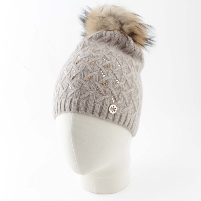 Pălăria tricotată pentru femei Granadilla JG5332