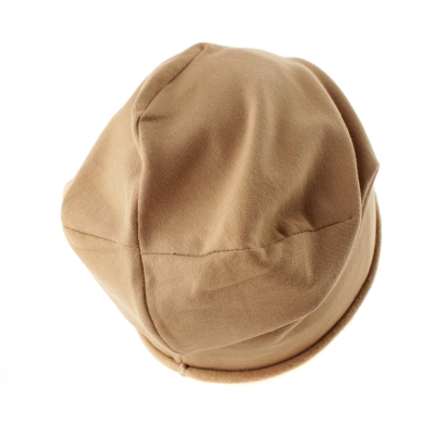 Лека памучна унисекс шапка от фино трико | HatYou | Камила