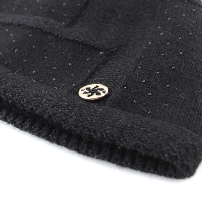 Women's Winter Knitted Hat with Natural Pom-Pom Granadilla | Black