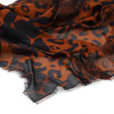 Fine large bamboo scarf HatYou, 70 × 190 cm | Black / brick