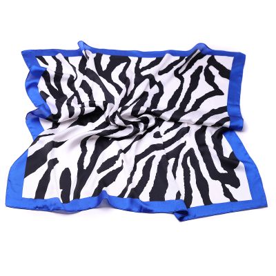 Eșarfă pătrată tip fular HatYou, 69 × 69 cm | Animal print zebră cu margine roșie